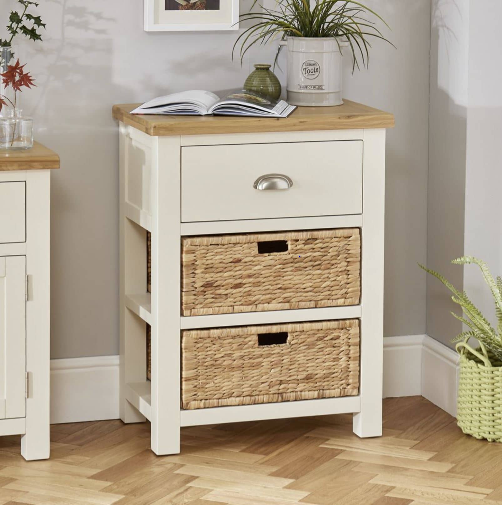 Create a Bright Interior With Clotted Cream Tones
