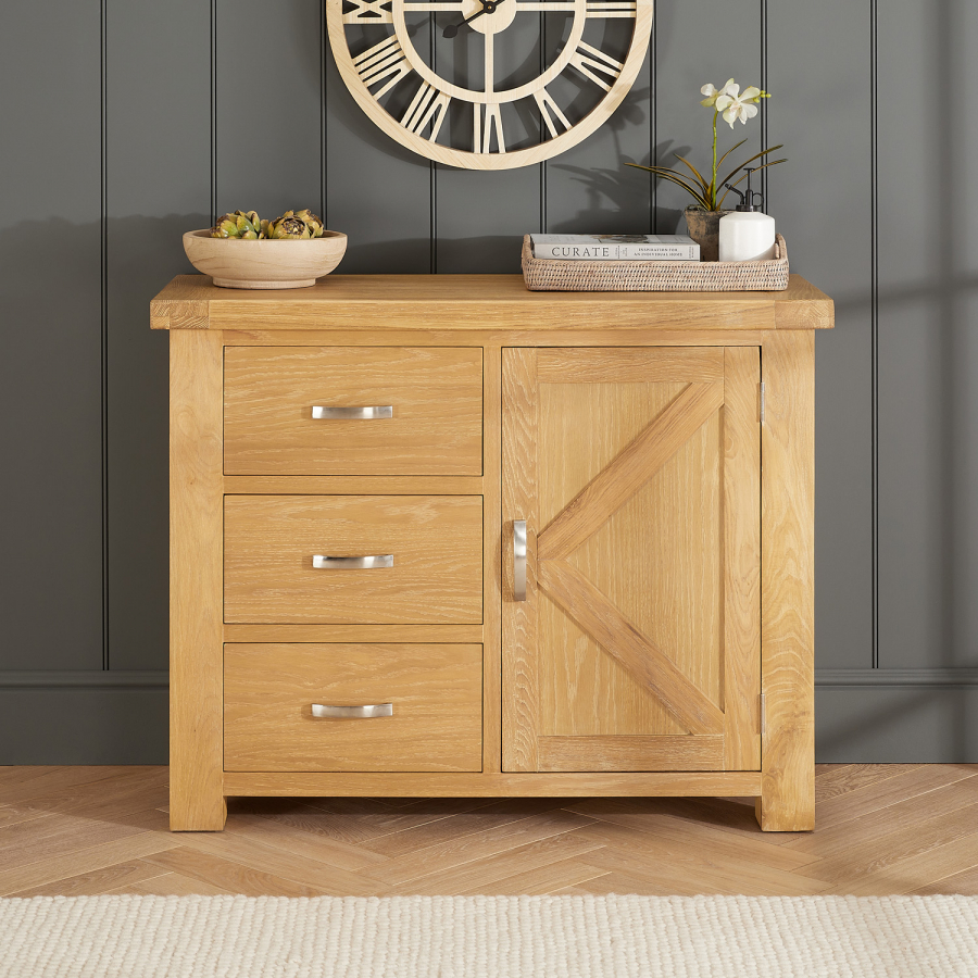 Marbury Classic Oak Medium Sideboard