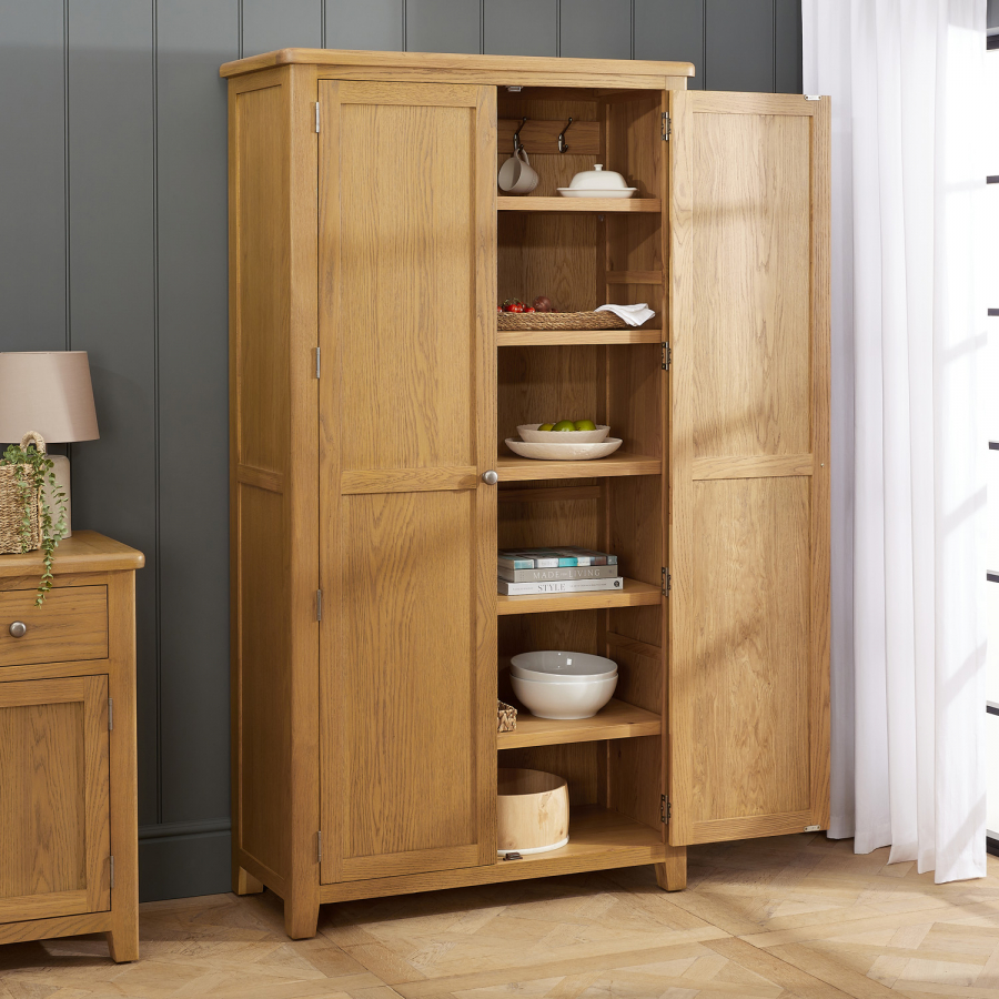 Shaker Furniture 101: Everything You Need to Know
