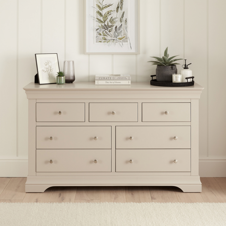 Wilmslow Dove Grey Painted Large Wide 3 over 4 Drawer Chest