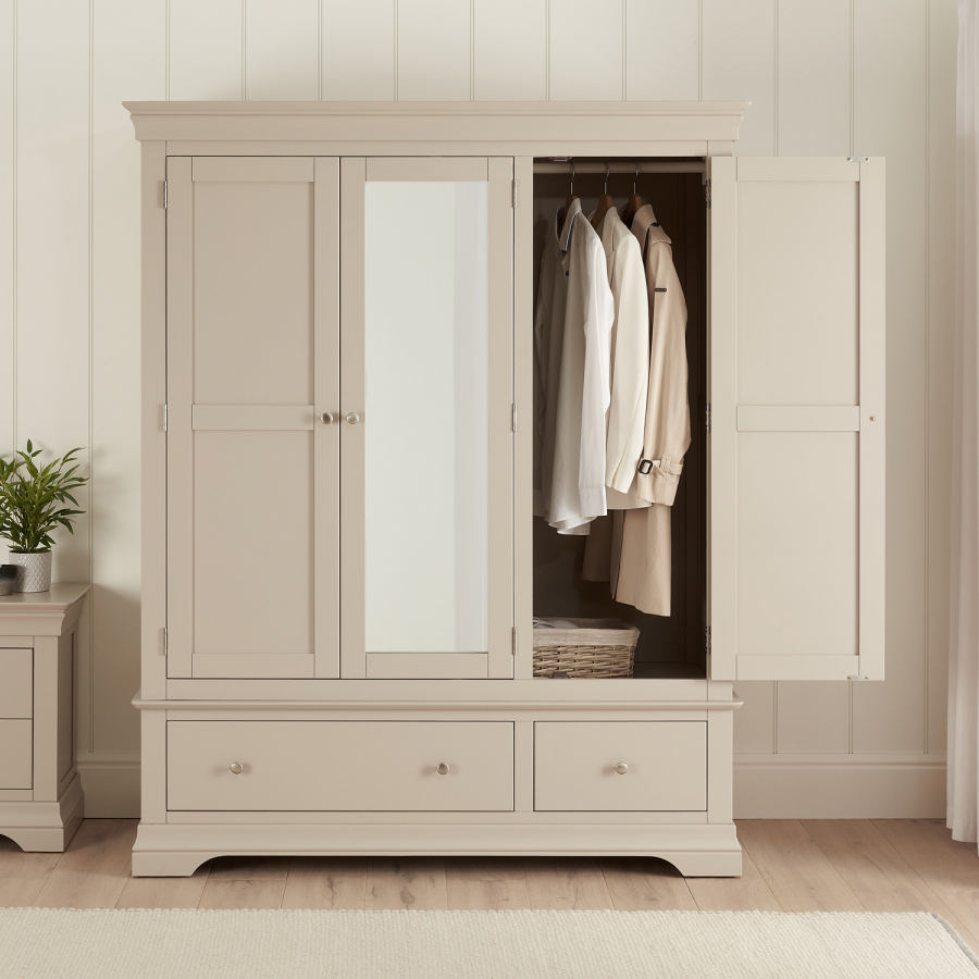 Wilmslow Dove Grey Painted 3 Door Triple Wardrobe with Mirror