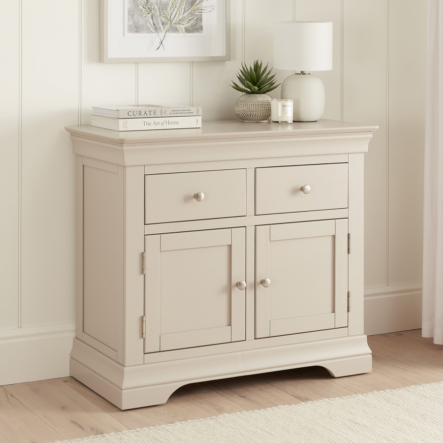 Wilmslow Dove Grey Painted Medium 2 Drawer 2 Door Sideboard