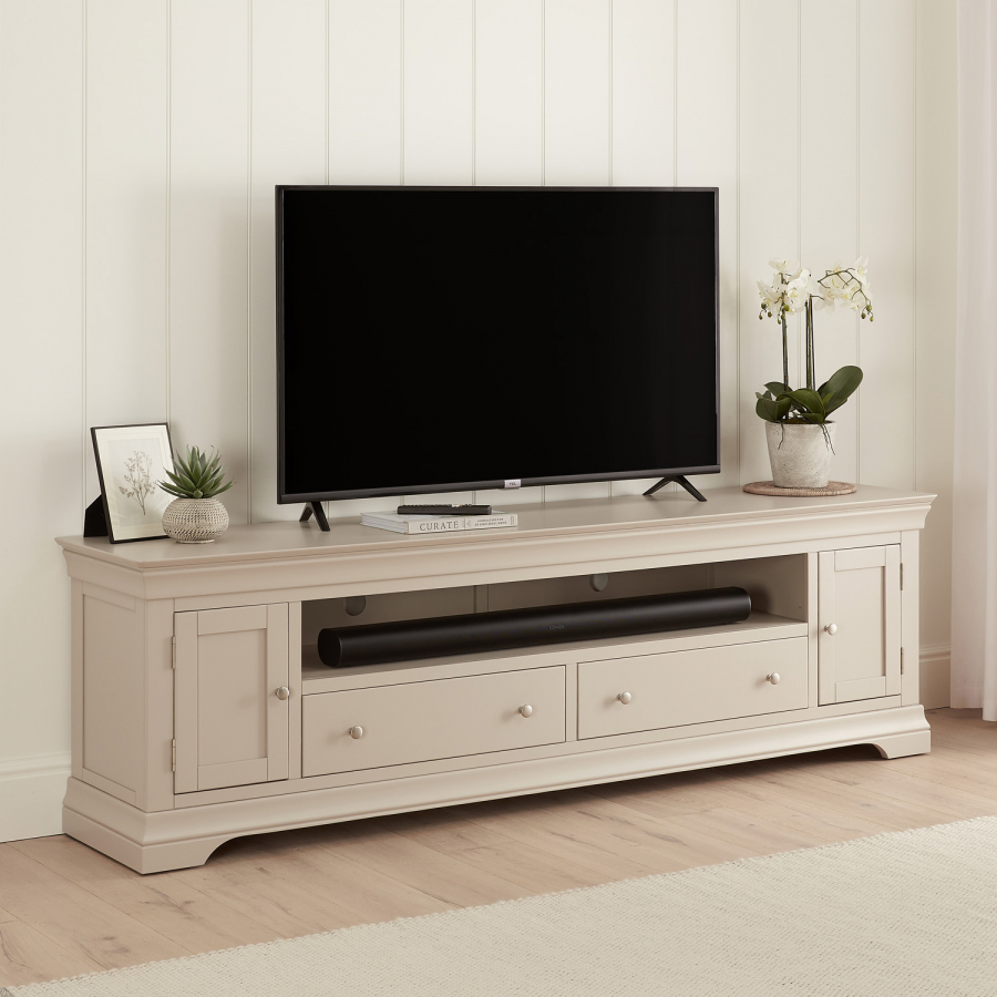 Wilmslow Dove Grey Painted XXL Widescreen TV Unit Stand – Up to 100” TV Size