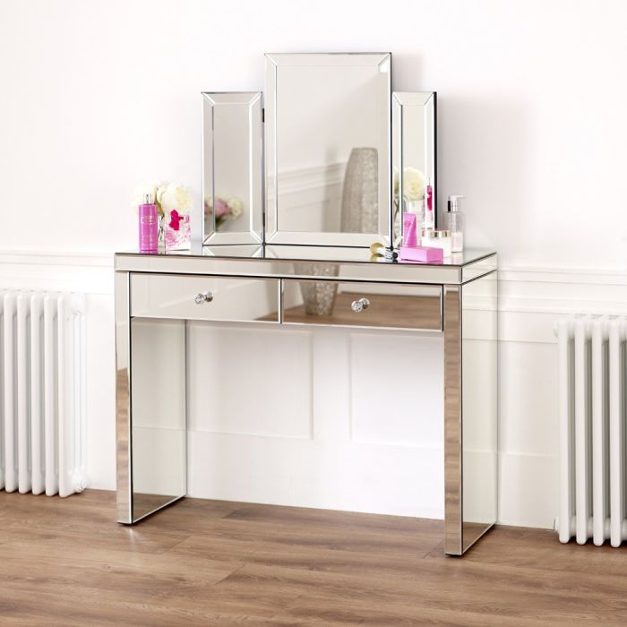 Venetian Mirrored Dressing Table With, Vanity And Mirror Set